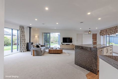 Photo of property in 1 Highgrove Place, Waipukurau, 4200