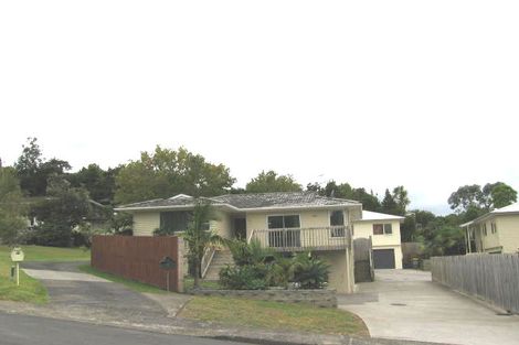 Photo of property in 29 Sequoia Place, Sunnynook, Auckland, 0620