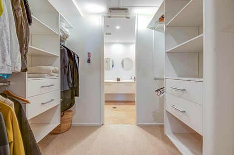 Photo of property in 1/7 The Promenade, Takapuna, Auckland, 0622