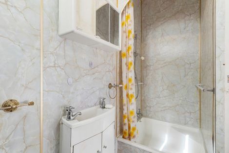 Photo of property in 97 Farnham Street, Mornington, Wellington, 6021