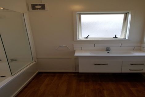 Photo of property in 2/20 Glenlea Place, Flat Bush, Auckland, 2019