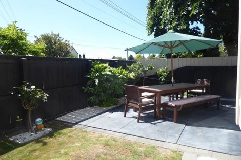 Photo of property in 1 Trist Place, Edgeware, Christchurch, 8013