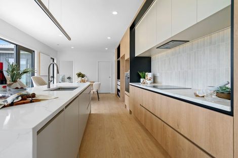 Photo of property in 9a Bourke Drive, Cambridge, 3434