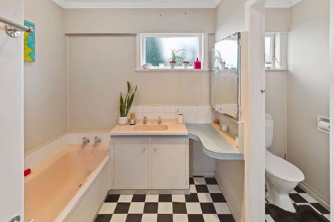 Photo of property in 4a Smithfield Road, College Estate, Whanganui, 4500