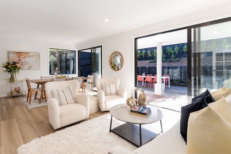 Photo of property in 8 Woodgers Way, Somerville, Auckland, 2014