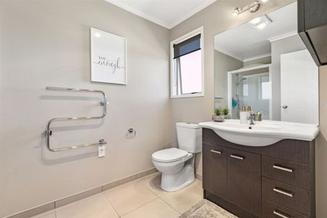 Photo of property in 135 Landing Drive, Pyes Pa, Tauranga, 3112