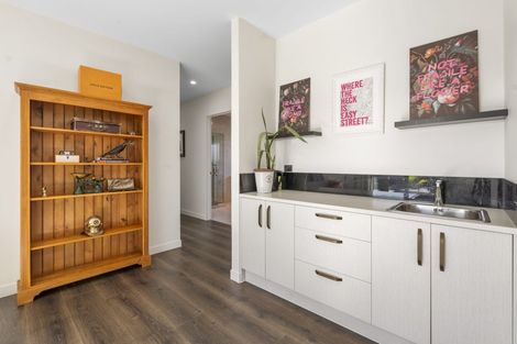 Photo of property in 14 Leebank Crescent, Riverhead, 0820