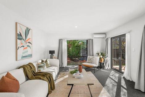 Photo of property in 1 Ryeland Avenue, Ilam, Christchurch, 8041
