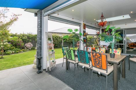 Photo of property in 8 Ohau Place, Poraiti, Napier, 4112