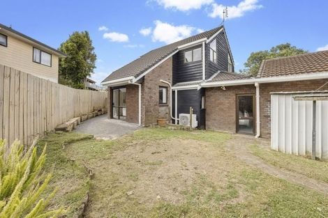 Photo of property in 2/179 Wiseley Road, West Harbour, Auckland, 0618