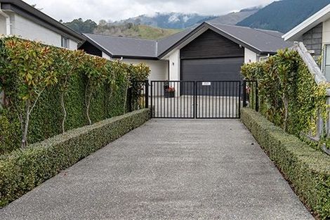 Photo of property in 13 Boysenberry Grove, Richmond, 7020