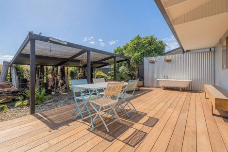 Photo of property in 75 Robinson Road, Whitianga, 3510