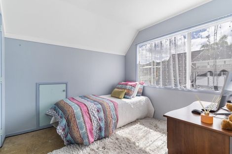 Photo of property in 69b Hattaway Avenue, Bucklands Beach, Auckland, 2012