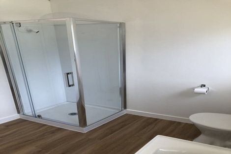 Photo of property in 57 Woodside Road, Massey, Auckland, 0614