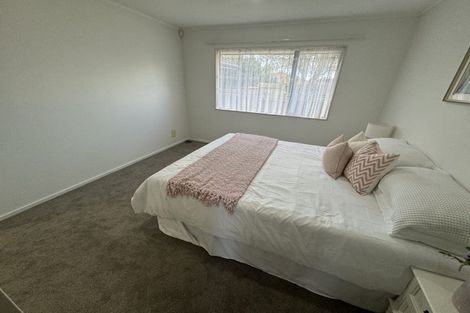 Photo of property in 1 Tir Conaill Avenue, Flat Bush, Auckland, 2019