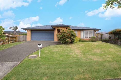 Photo of property in 40 Semillon Avenue, Henderson, Auckland, 0612