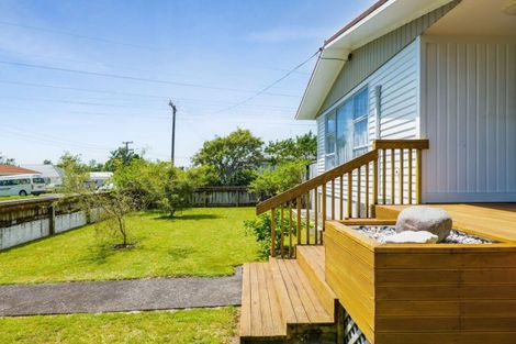 Photo of property in 18 Saxton Road, Upper Vogeltown, New Plymouth, 4310