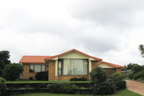 Photo of property in 18 Kotuku Drive, Paraparaumu Beach, Paraparaumu, 5032