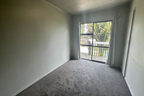Photo of property in 25 Midgley Road, West Harbour, Auckland, 0618