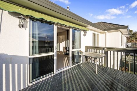 Photo of property in 2 Pipi Street, Two Mile Bay, Taupo, 3330