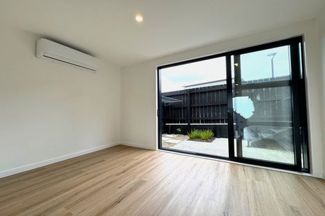 Photo of property in 39 Travis View Drive, Fairview Heights, Auckland, 0632
