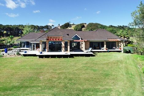 Photo of property in 96 Awanui Rise, Papakura, 2582