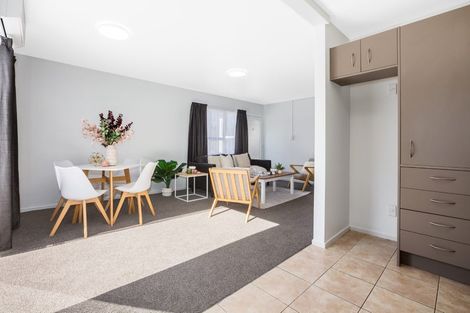 Photo of property in 5/126 Redwood Avenue, Tawa, Wellington, 5028