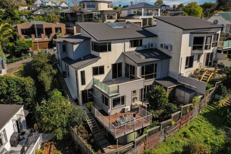 Photo of property in 2b Kelsall Street, Hospital Hill, Napier, 4110