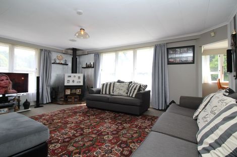 Photo of property in 19 Island View Road, Western Heights, Rotorua, 3015