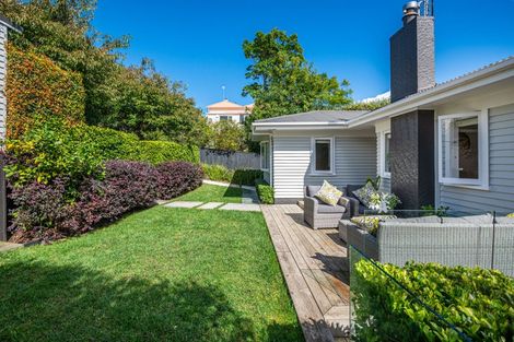 Photo of property in 30 Saint Leonards Road, Devonport, Auckland, 0624