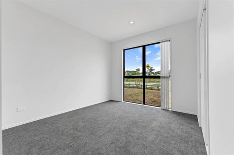 Photo of property in 104 Mataikokako Loop, Kawakawa Bay, 2585