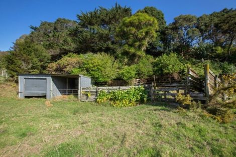 Photo of property in 426 Leigh Road, Whangateau, 0985
