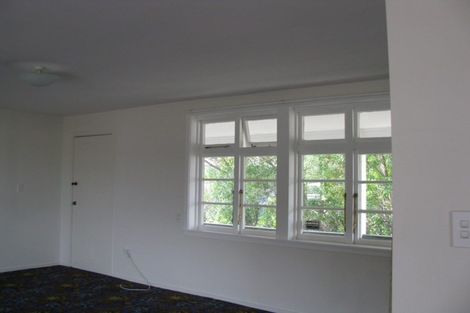 Photo of property in 2 Hawkhurst Road, Lyttelton, 8082