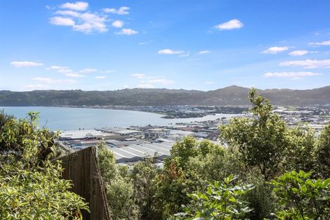 Photo of property in 53 Howard Road, Point Howard, Lower Hutt, 5013