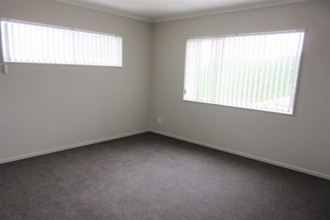 Photo of property in 7 Belize Grove, Grenada Village, Wellington, 6037