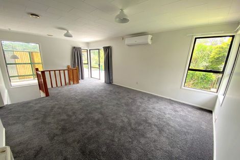Photo of property in 30 Glastron Place, Bayview, Auckland, 0629