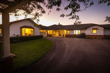 Photo of property in 335 Tutaki Road, Kelvin Grove, Palmerston North, 4470