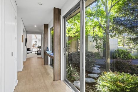 Photo of property in 7 Kotare Street, Fendalton, Christchurch, 8041