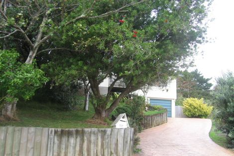 Photo of property in 137 Spinnaker Drive, Whitby, Porirua, 5024