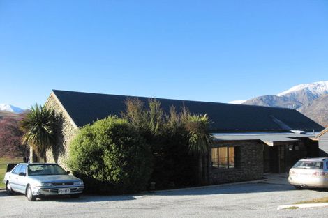 Photo of property in 4 Helmores Lane, Lower Shotover, Queenstown, 9371