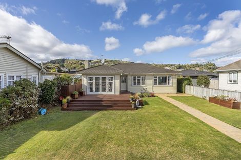 Photo of property in 78 Oxford Street, Tawa, Wellington, 5028