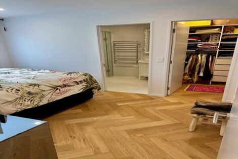 Photo of property in 1 Manaia Place, Mairangi Bay, Auckland, 0630