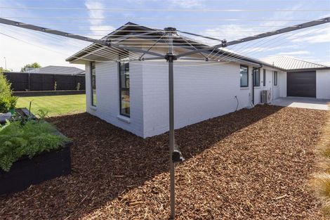 Photo of property in 6 Springbrook Close, Rangiora, 7400