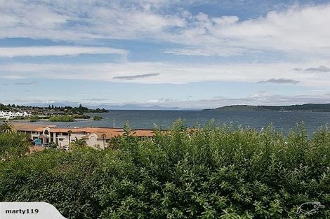 Photo of property in 2 Maniapoto Grove, Waipahihi, Taupo, 3330