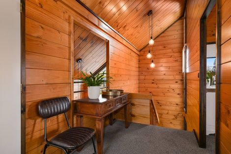 Photo of property in 2 Iles Road, Lynmore, Rotorua, 3010