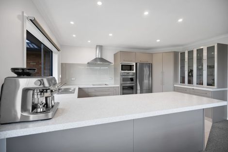 Photo of property in 37 Dillon Drive, Bell Block, New Plymouth, 4312