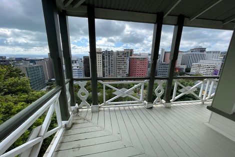 Photo of property in 1/14 Clifton Terrace, Kelburn, Wellington, 6012