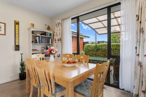 Photo of property in 16 Chestnut Place, Rangiora, 7400