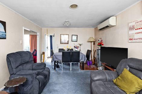 Photo of property in 15 Waterworth Avenue, Onekawa, Napier, 4110