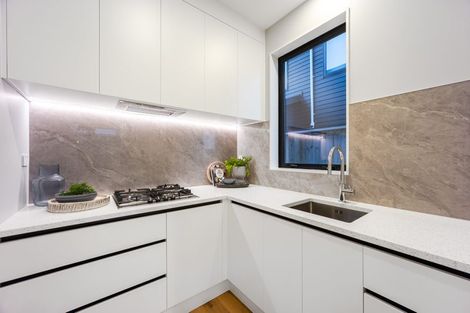 Photo of property in 7 Makumaku Place, Long Bay, Auckland, 0630